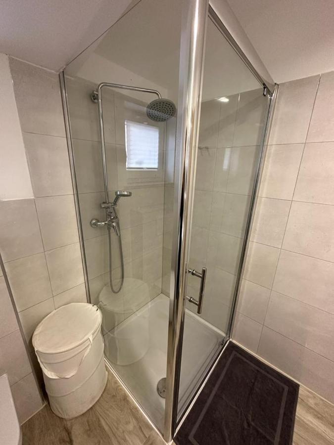 Stinjan Apartman *